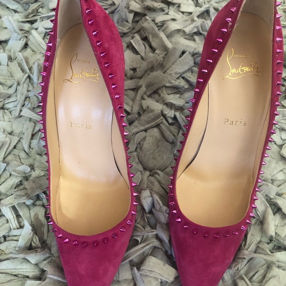 Shoes - Picture 3 of 4